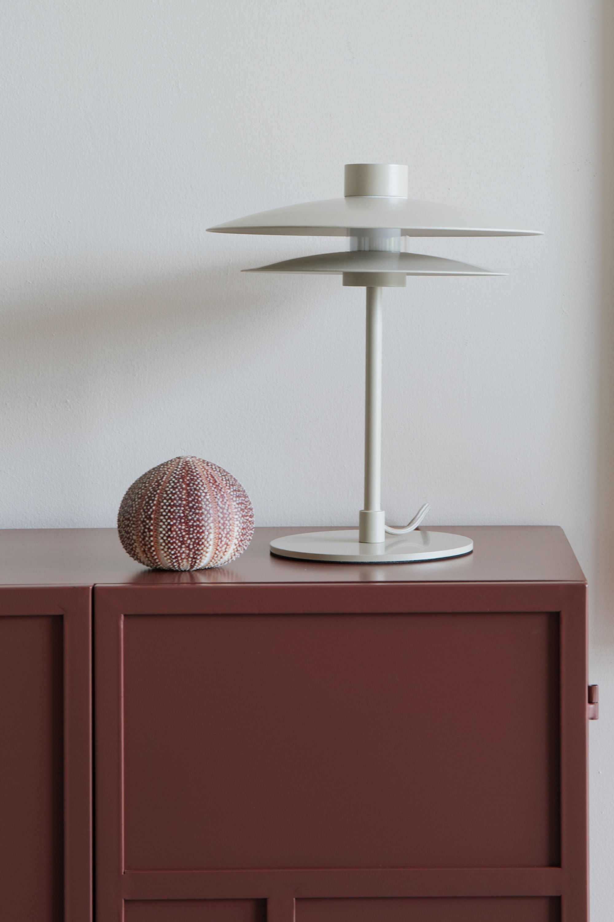 Wubbo Beige Discs Table Lamp